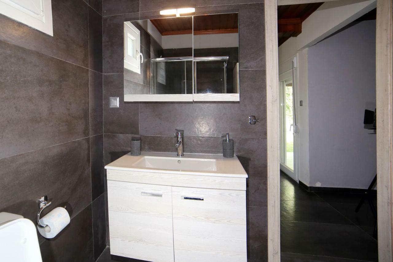הוילה נאוס מרמרס House Loana מראה חיצוני תמונה